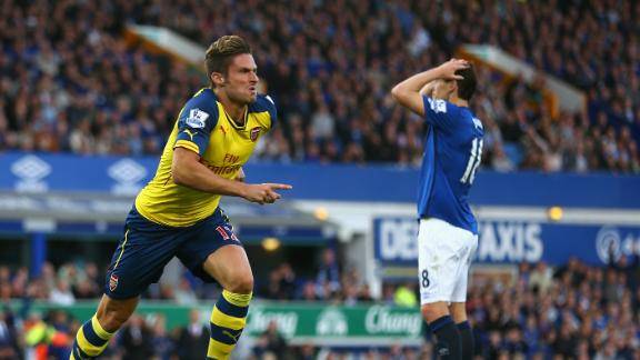 Giroud celebrates his 90th minute equaliser at Goodison Park