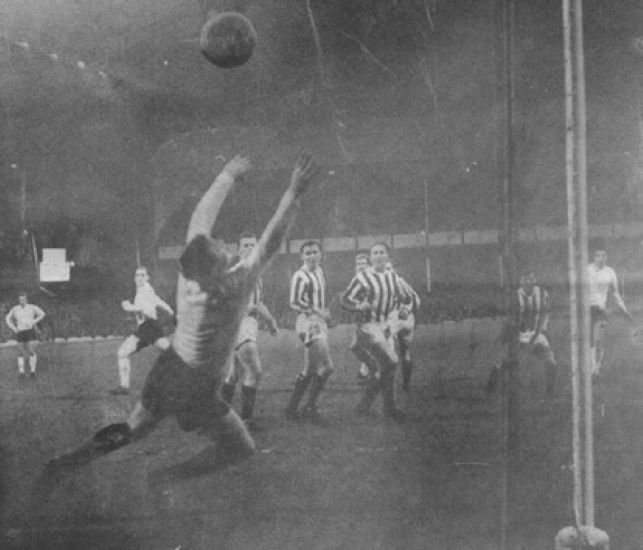 1046 23.11.64 Pickering v Kilmarnock (H) FAIRS CUP  Forsyth is left clutching at air as Fred P...JPG