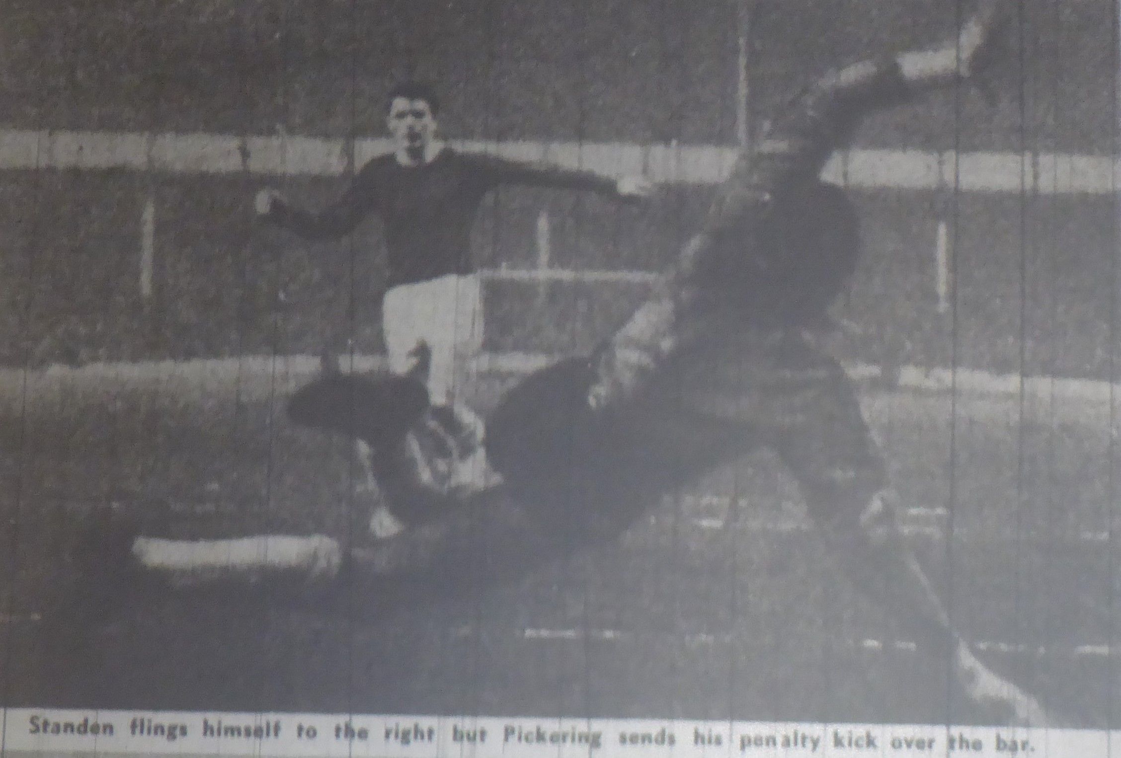 1132a 11.01.66 Pickering MISSES a penalty against West Ham.JPG