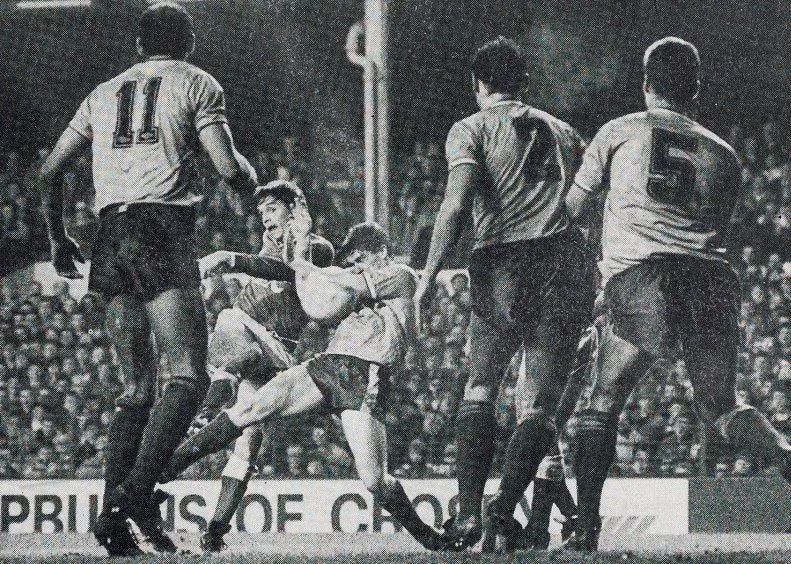3466 13.01.88 Sharp v Sheffield Wed FA CUP REPLAY Graeme Sharp scores against Sheffield Wedne...webp