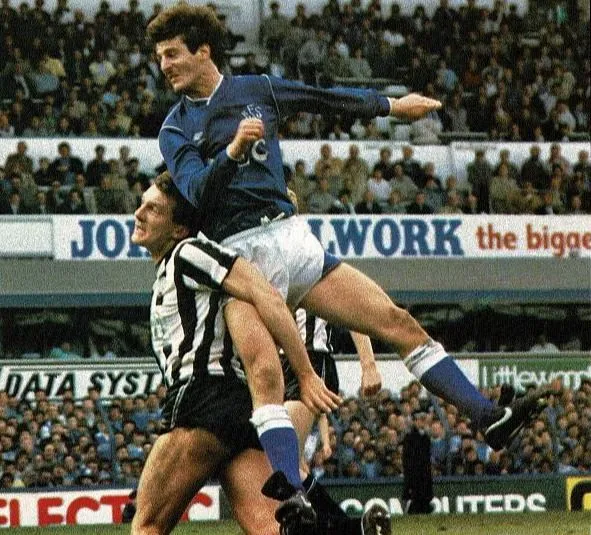 870420 Wayne Clarke nets his third againt the Barcodes, 20 April 1987.webp