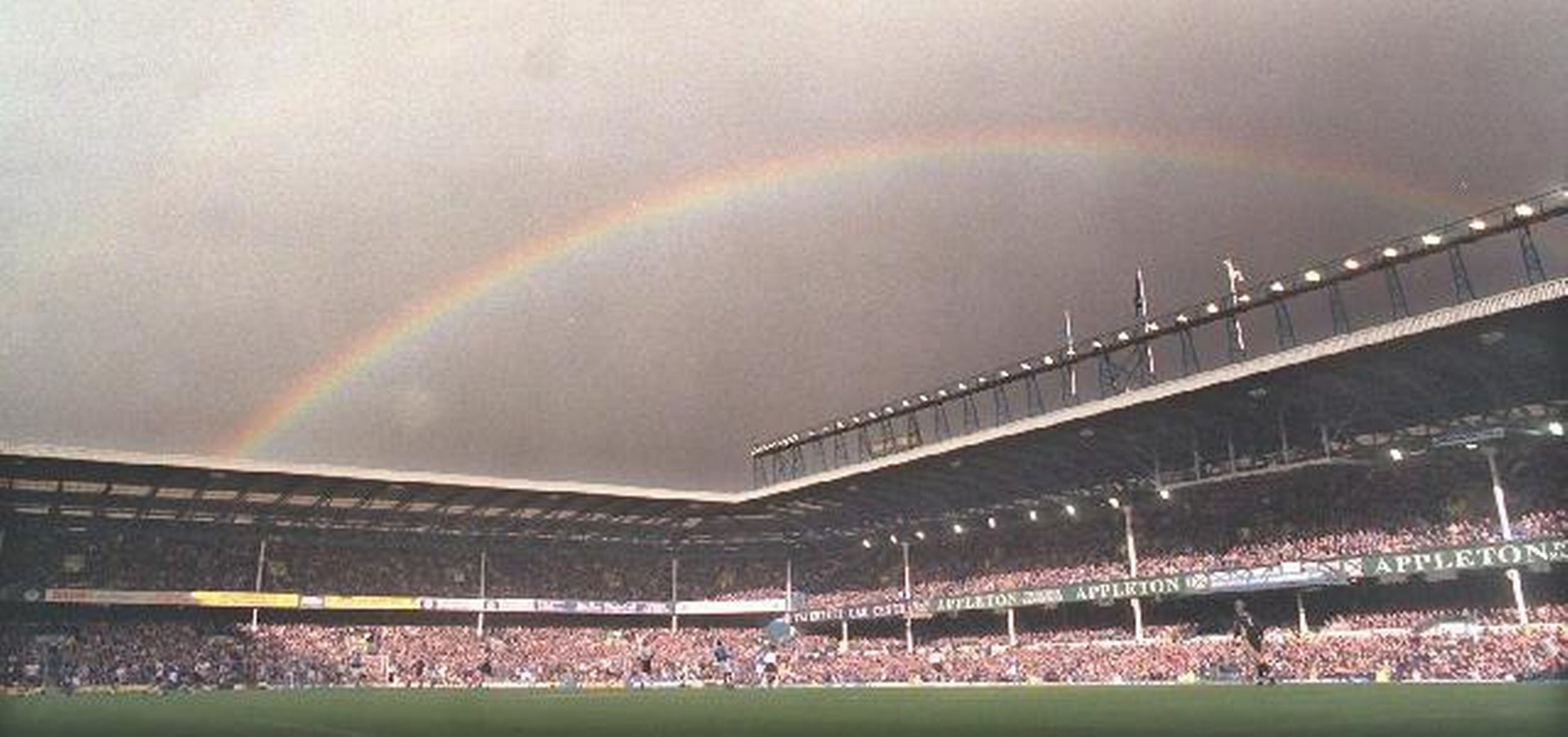 image-4-for-archive-pictures-of-goodison-park-home-of-everton-fc-gallery-901939206.jpg