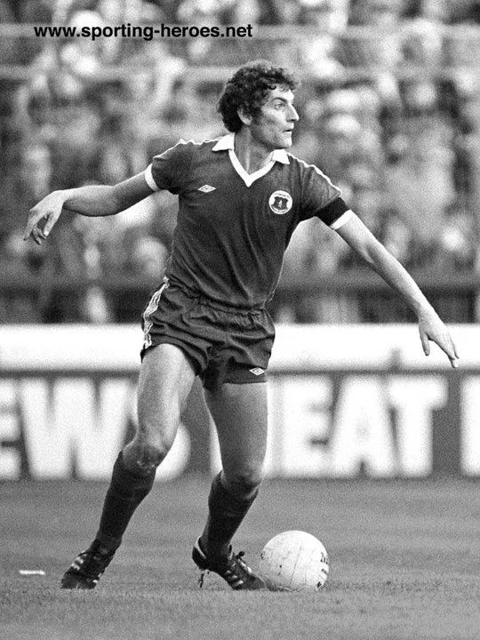 MARTIN DOBBO.webp