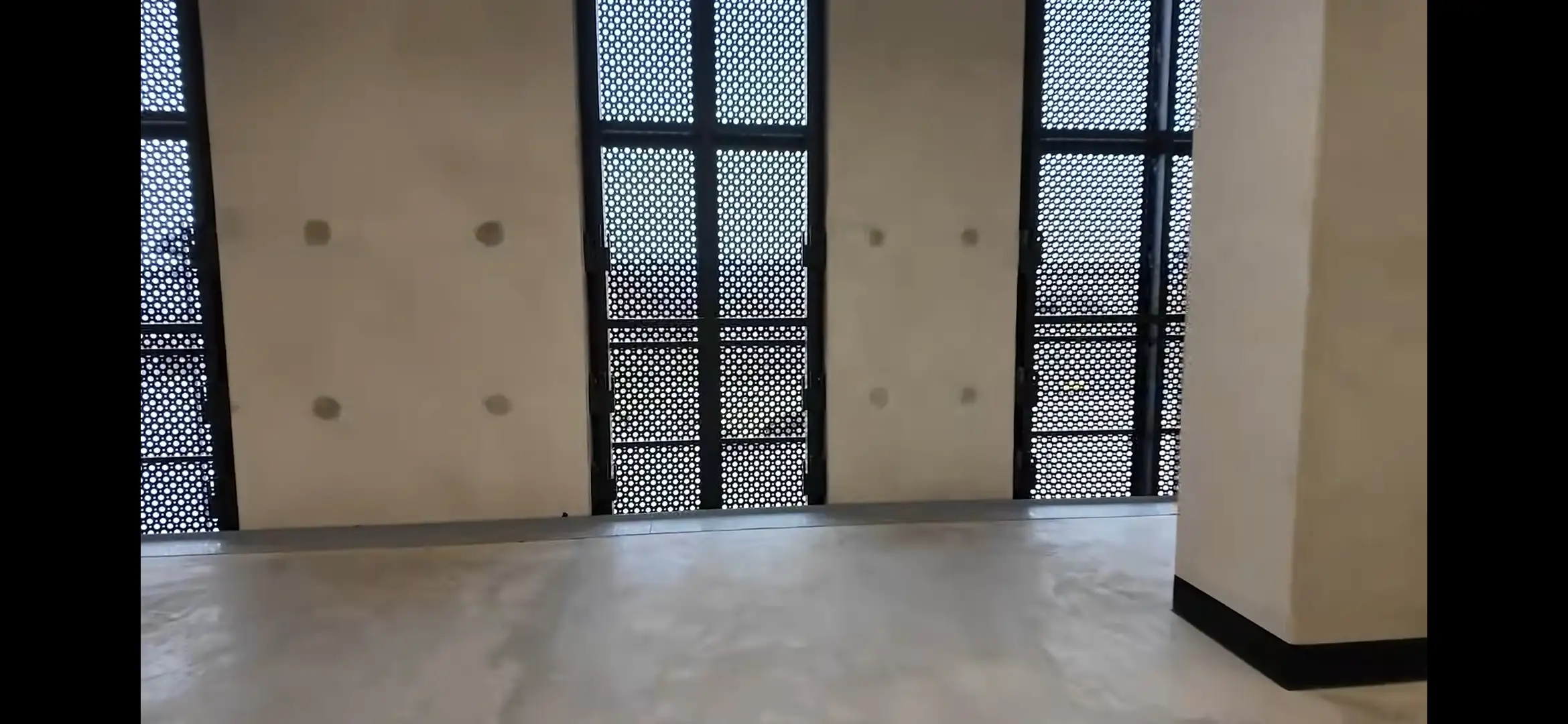 Screenshot_20250524_084613_YouTube.webp