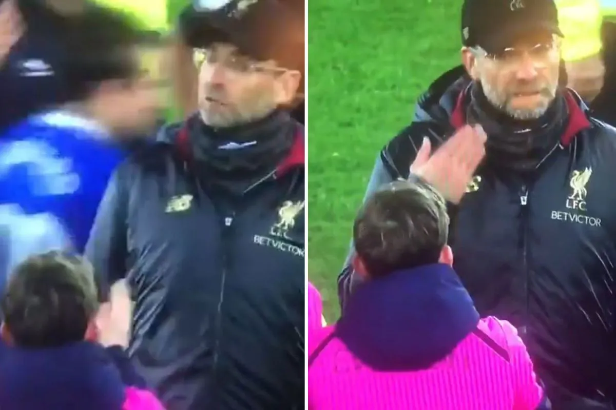 SPORT-PREVIEW-KLOPP-BALLBOY.webp