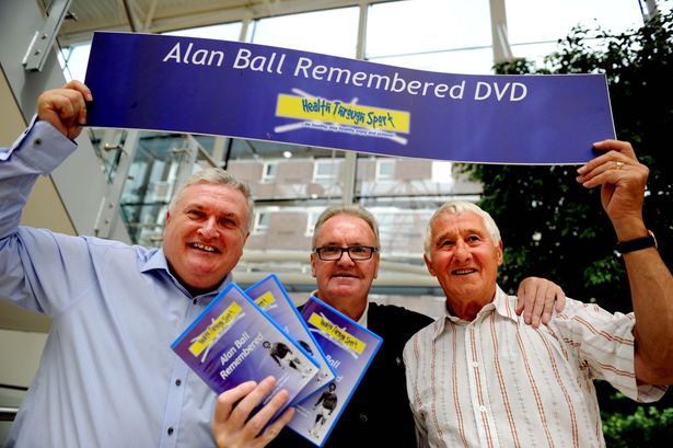 Ronnie Goodlass, John Bailey and Derek Temple will all be there on the night