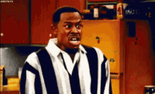 martin-lawrence-noooo.gif