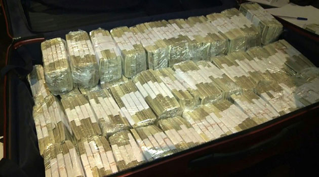 CASH-LOOT.jpg
