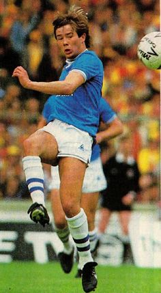 0d862e04b4f4666aeabaa96835bc2e79--everton-.jpg