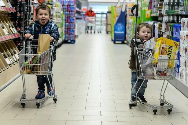 0_Fun-size-trolleys.jpg