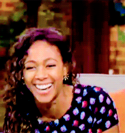 tumblr_njjhesL8Vx1qbm83uo1_r1_250.gif