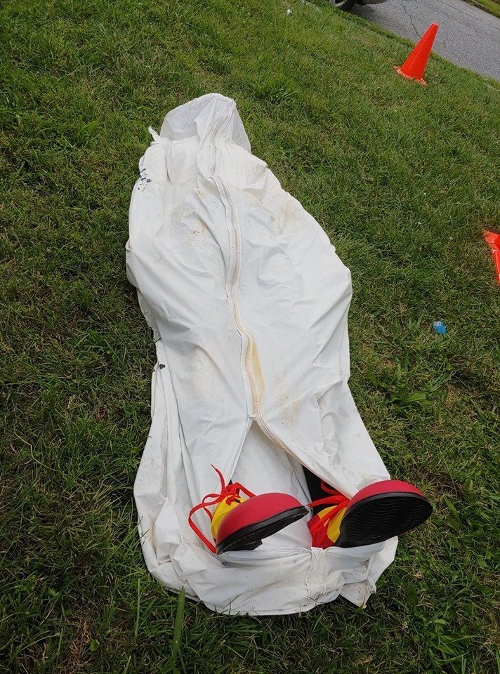 Dead-Clown-prop.jpg