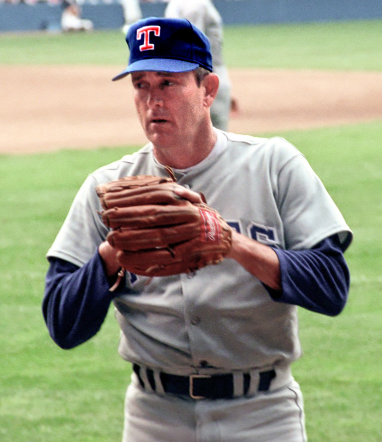 Nolan_Ryan_Tiger_Stadium_1990_CROP.jpg