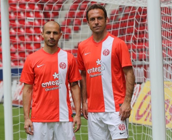 New-Mainz-Trikot-2013-2014.jpg