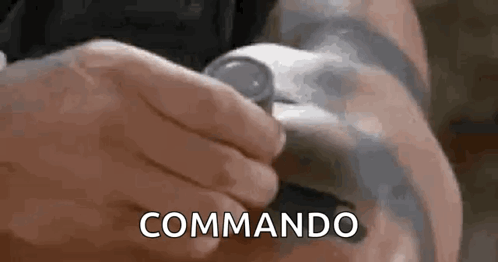 commando-arnold-schwarzenegger.gif