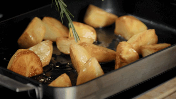 25610455_NEFF_Tom_Kerridge_Potatoes_800x450.gif