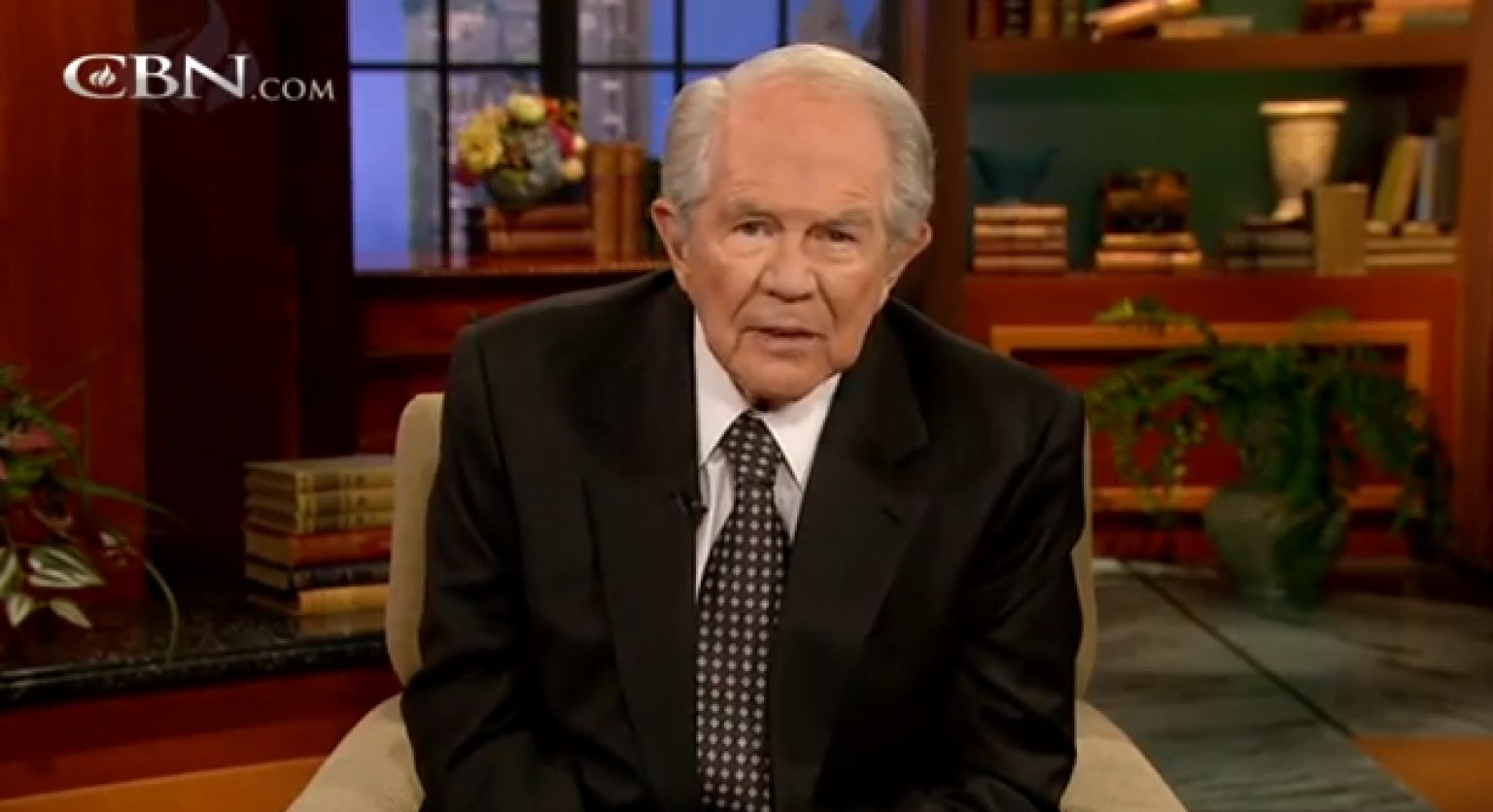 o-PAT-ROBERTSON-TRANSGENDER-facebook.jpg
