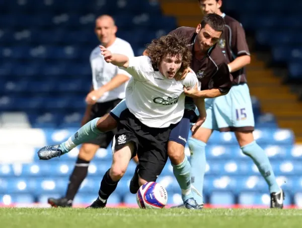 football-bury-v-everton-pre-season-friendly-502116.jpg