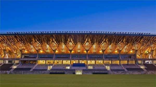 pancho-arena-hungary-4.jpg