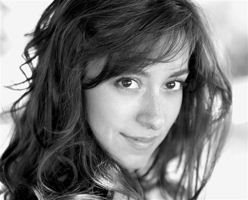 oona-chaplin2.jpg