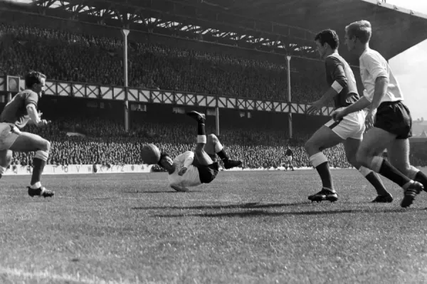 jimmy-greaves-attempts-an-overhead-kick-for-7487205.jpg