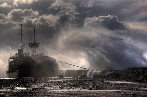 russia-big-waves.jpg