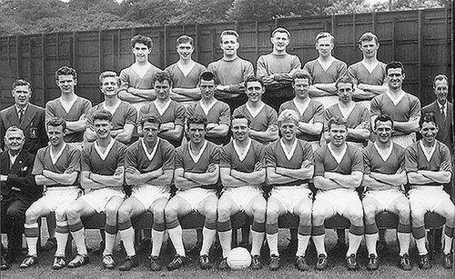 76b1f38d4e0fd04a07e3bf7df435a2a4--everton-fc-football-season.jpg