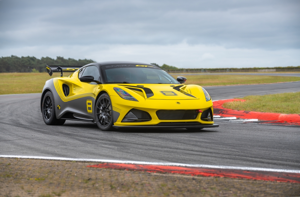 Lotus-Emira-GT4-10.jpg