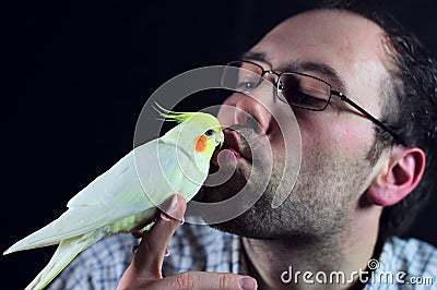 bird-kiss-man-22918958.jpg