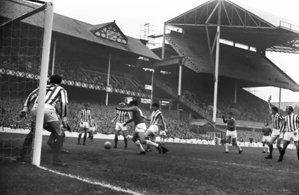 everton-6-stoke-0-10208228.jpg