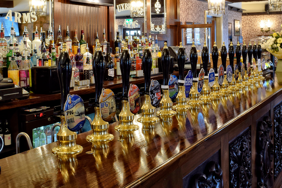 uxbridge-arms-pump-clips.jpg