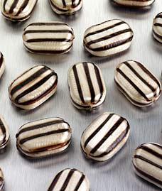 SweetALAMY1802_228x269.jpg