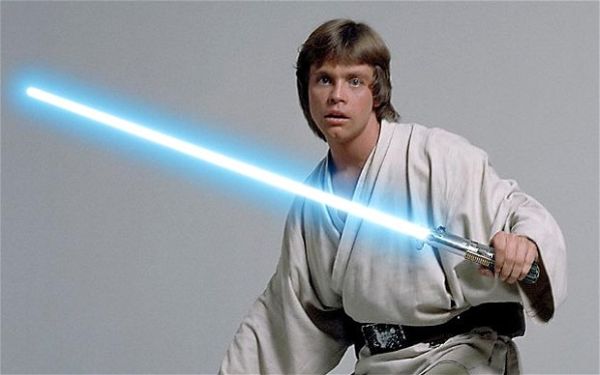 LukeSkywalkerLightsaber2.jpg