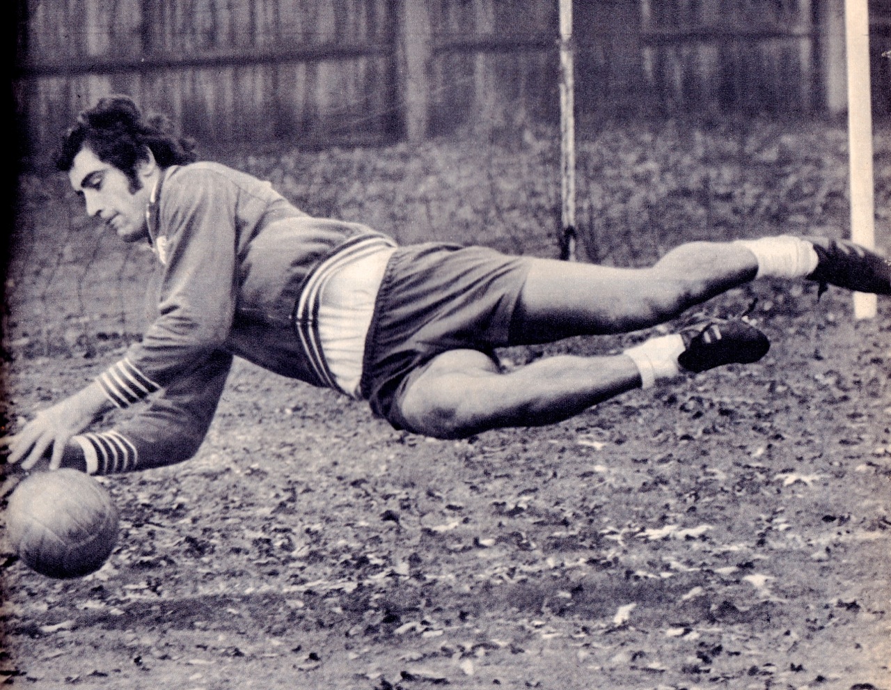 peter-shilton-leicester-city-1972.jpg