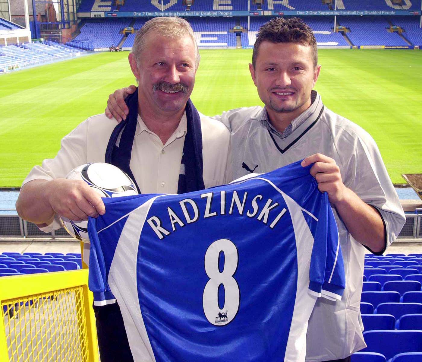 radzinski_signing6.jpg