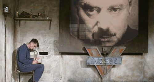 f8809f305bbc004267edb595776bea4e.gif