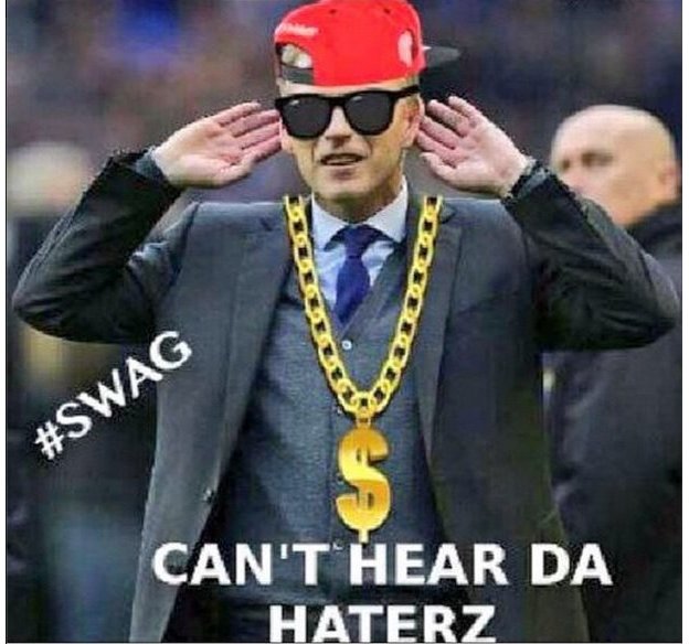 _80056137_moyes.jpg