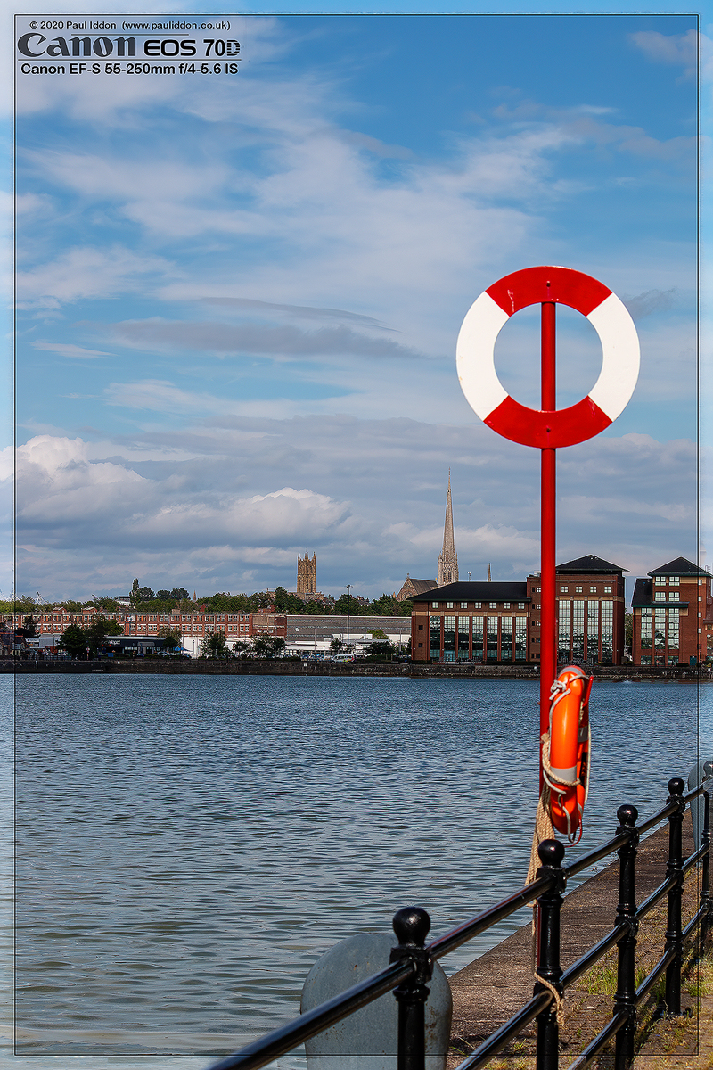 docks01den.jpg