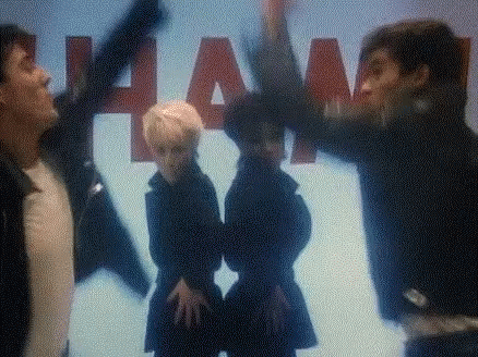 b1e2577c7f41f7c1342114392db29eba.gif