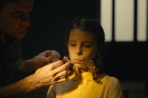 1373478_earwig_148119.jpg