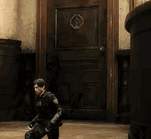 resident-evil-leon.gif