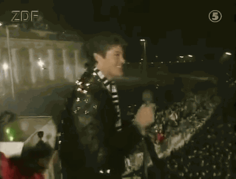 eac2333529b09a17a9c38ac48152ed5b.gif