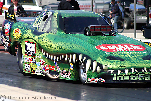 instigator_funny_car.jpg