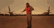 runway-dance-dancing.gif
