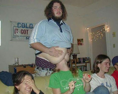 Loves+The+Gut.jpg