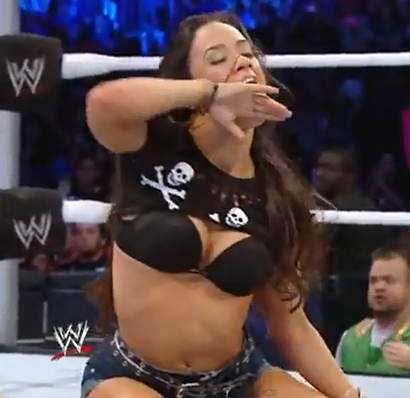 AJ_s_wardrobe_malfunction.jpg