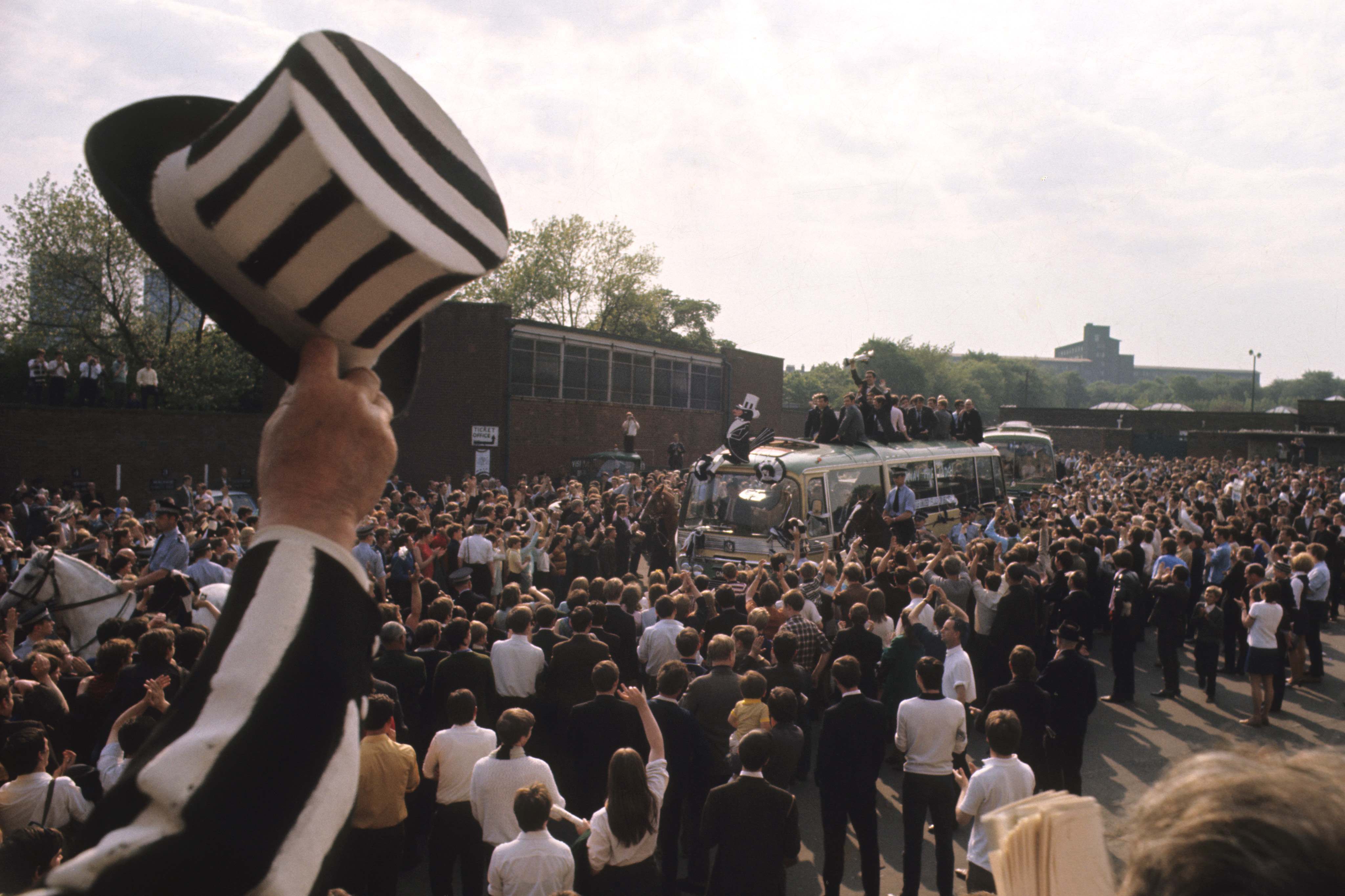 PA-18757183.jpg