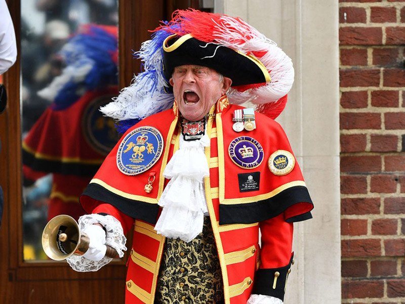 Town-Crier-800.jpg