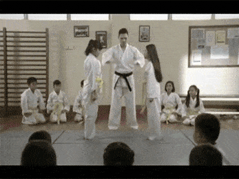 giphy.gif