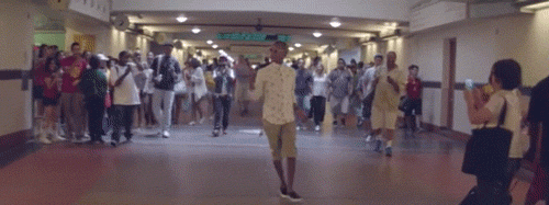 tumblr_mwy1hxQCzb1s3y9slo4_500.gif